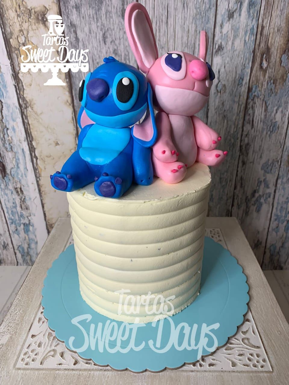 Tarta de Lilo y Stitch en Madrid | Sweet Days Cups Cakes